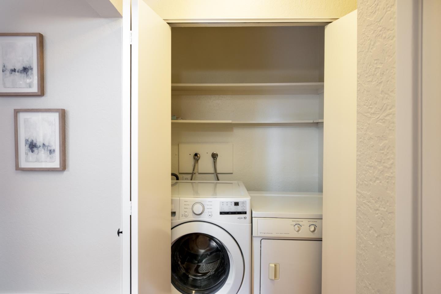 Detail Gallery Image 14 of 19 For 10080 Firwood Dr, Cupertino,  CA 95014 - 2 Beds | 2 Baths