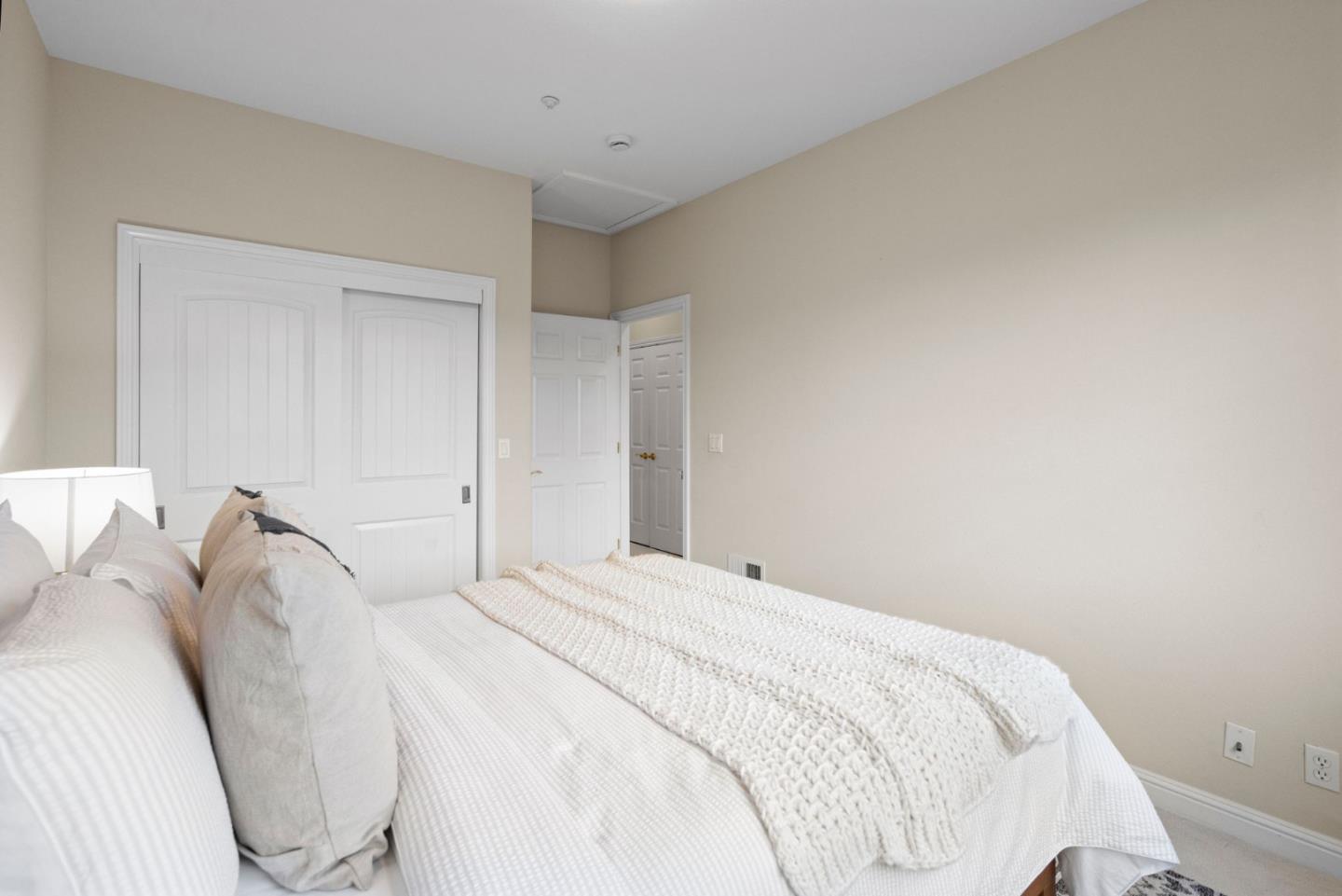Detail Gallery Image 16 of 25 For 145 Fremont Ave, Los Altos,  CA 94022 - 3 Beds | 2/1 Baths