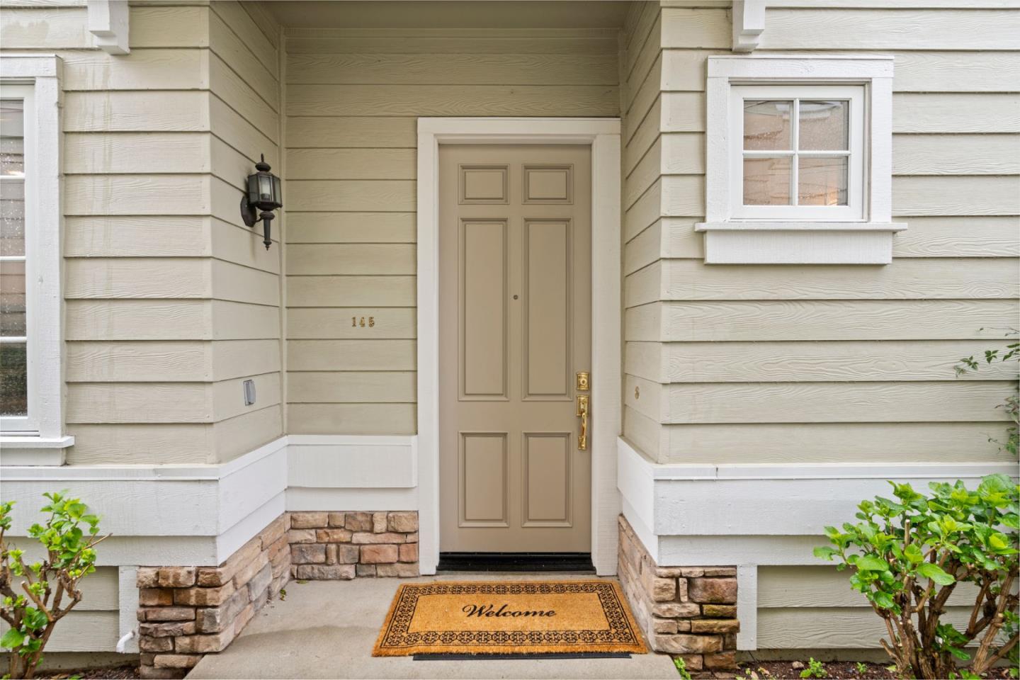 Detail Gallery Image 22 of 25 For 145 Fremont Ave, Los Altos,  CA 94022 - 3 Beds | 2/1 Baths