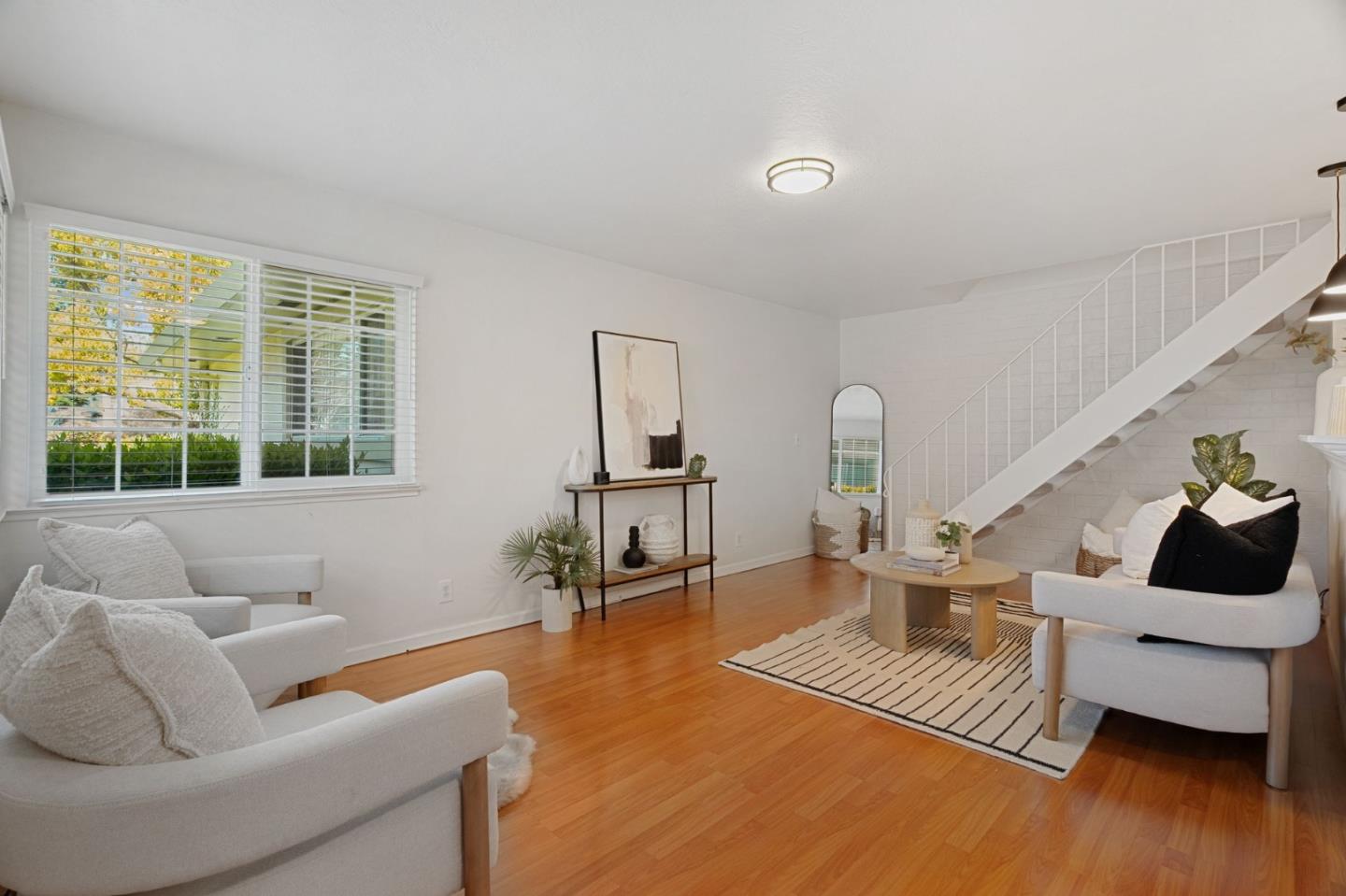 Detail Gallery Image 3 of 30 For 2310 Samaritan Pl #2,  San Jose,  CA 95124 - 2 Beds | 1 Baths