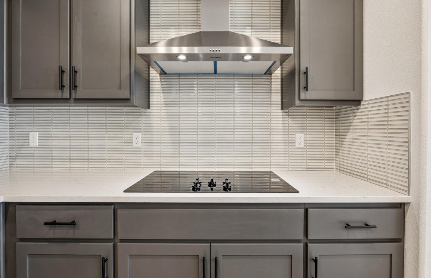 Detail Gallery Image 47 of 49 For 806 Redberry Way, San Jose,  CA 95117 - 3 Beds | 3 Baths