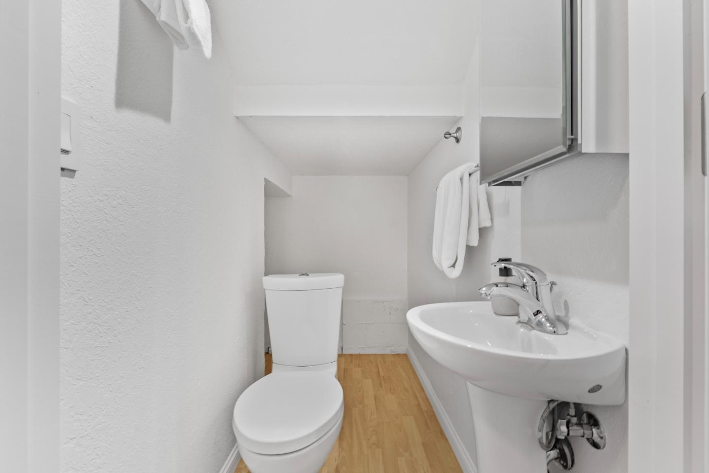 Detail Gallery Image 42 of 62 For 14646 Fieldstone Dr, Saratoga,  CA 95070 - 3 Beds | 2/2 Baths