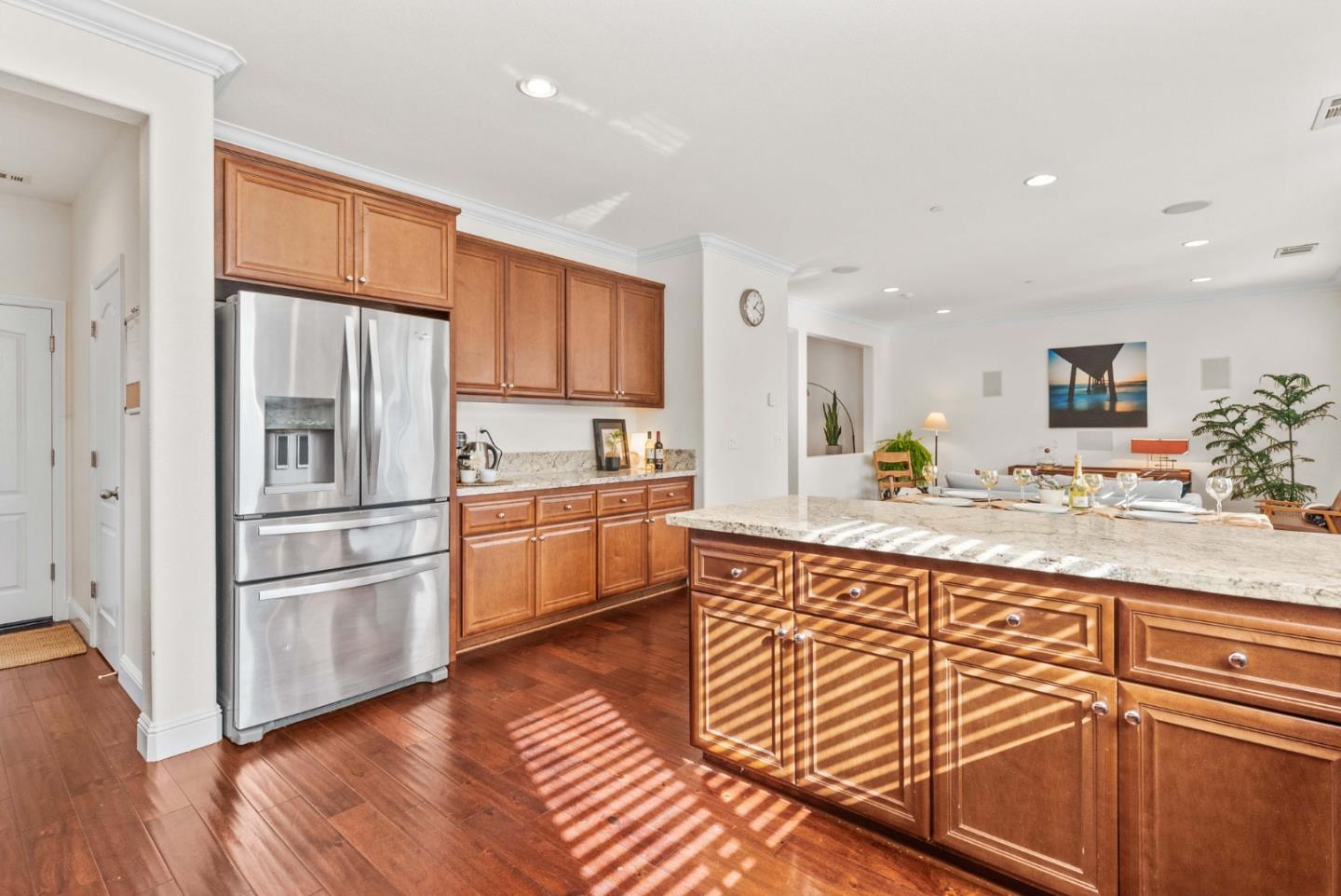 Detail Gallery Image 18 of 72 For 1031 Harbor Ct, Hollister,  CA 95023 - 4 Beds | 2/1 Baths