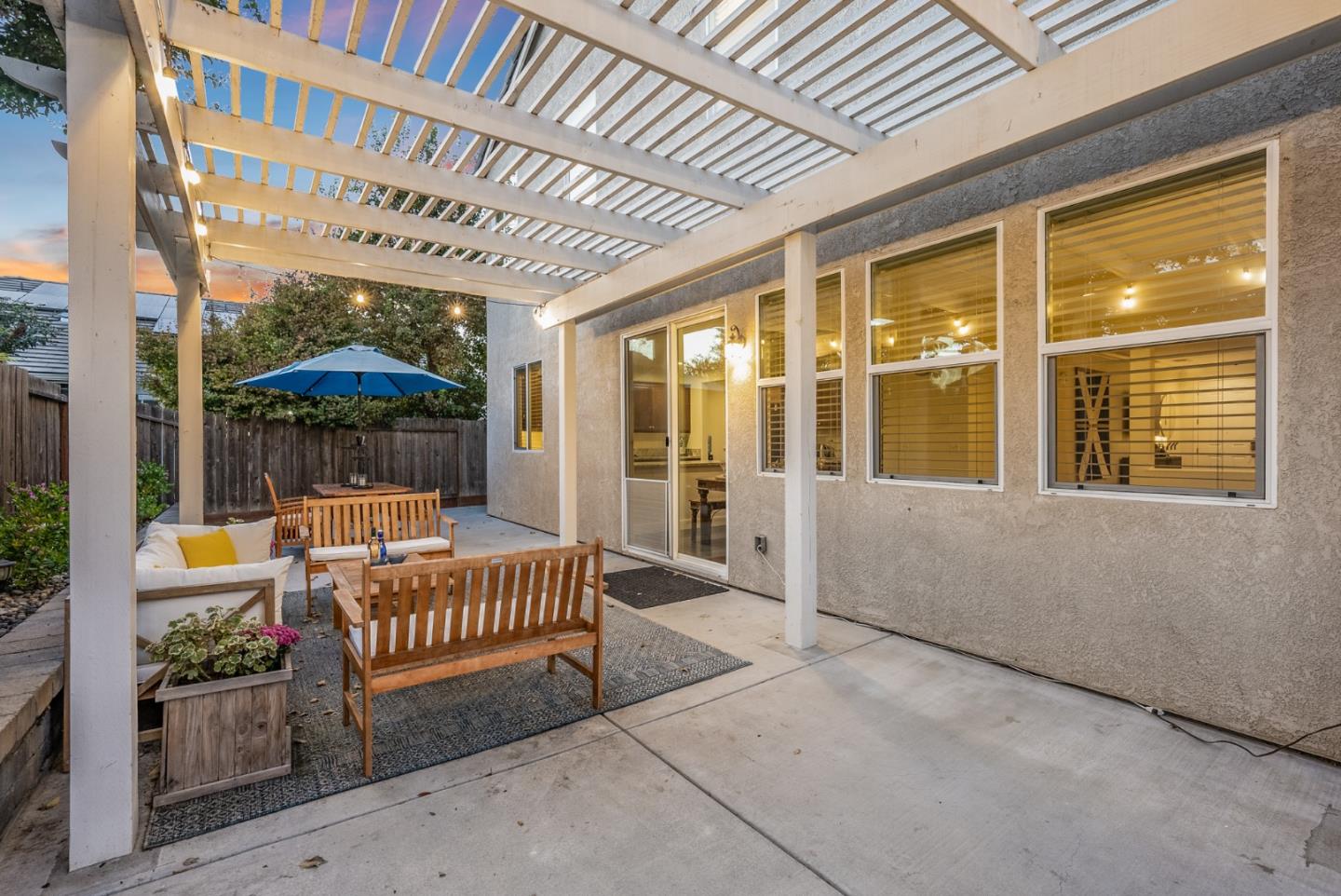 Detail Gallery Image 29 of 72 For 1031 Harbor Ct, Hollister,  CA 95023 - 4 Beds | 2/1 Baths