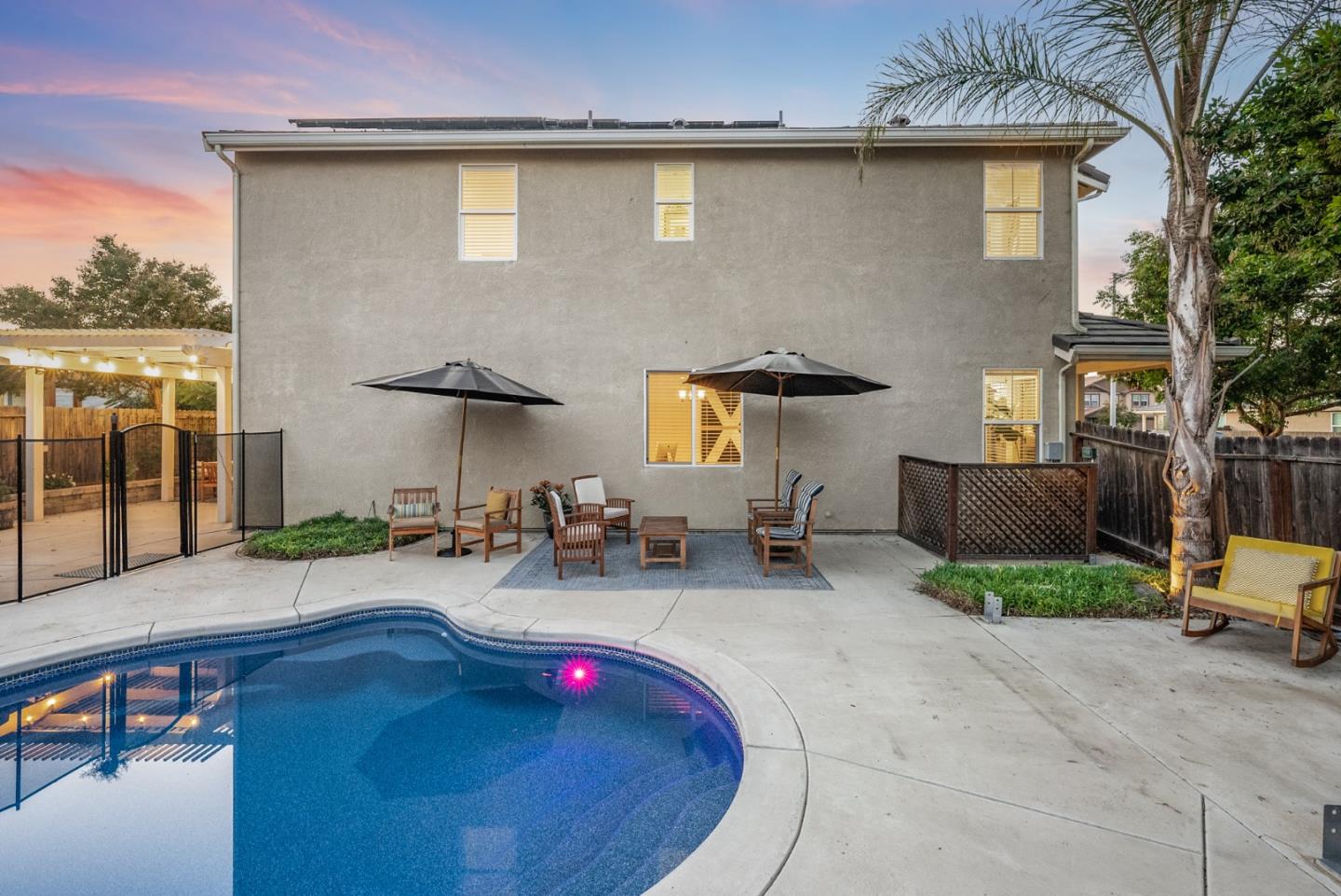 Detail Gallery Image 31 of 72 For 1031 Harbor Ct, Hollister,  CA 95023 - 4 Beds | 2/1 Baths