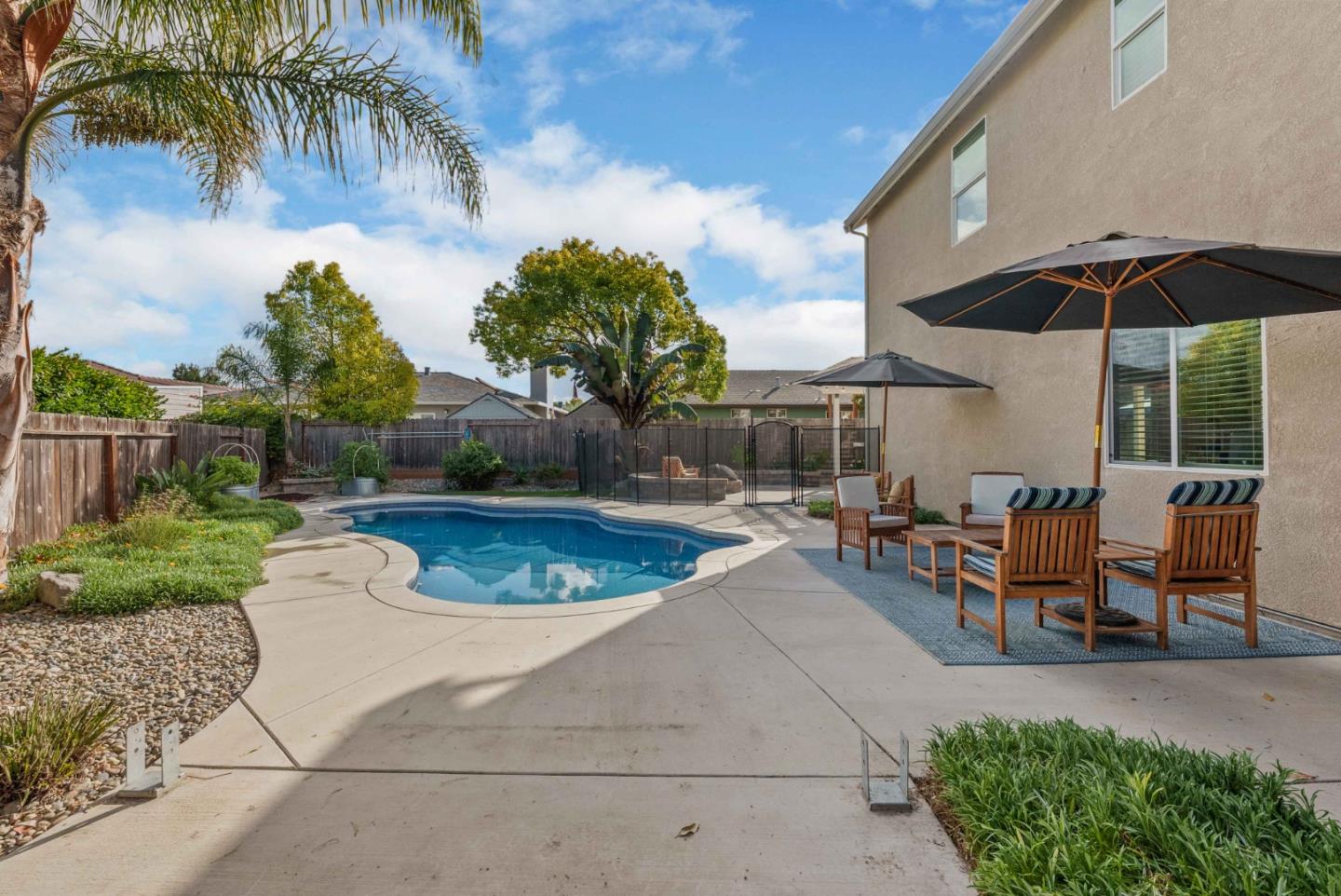 Detail Gallery Image 40 of 72 For 1031 Harbor Ct, Hollister,  CA 95023 - 4 Beds | 2/1 Baths