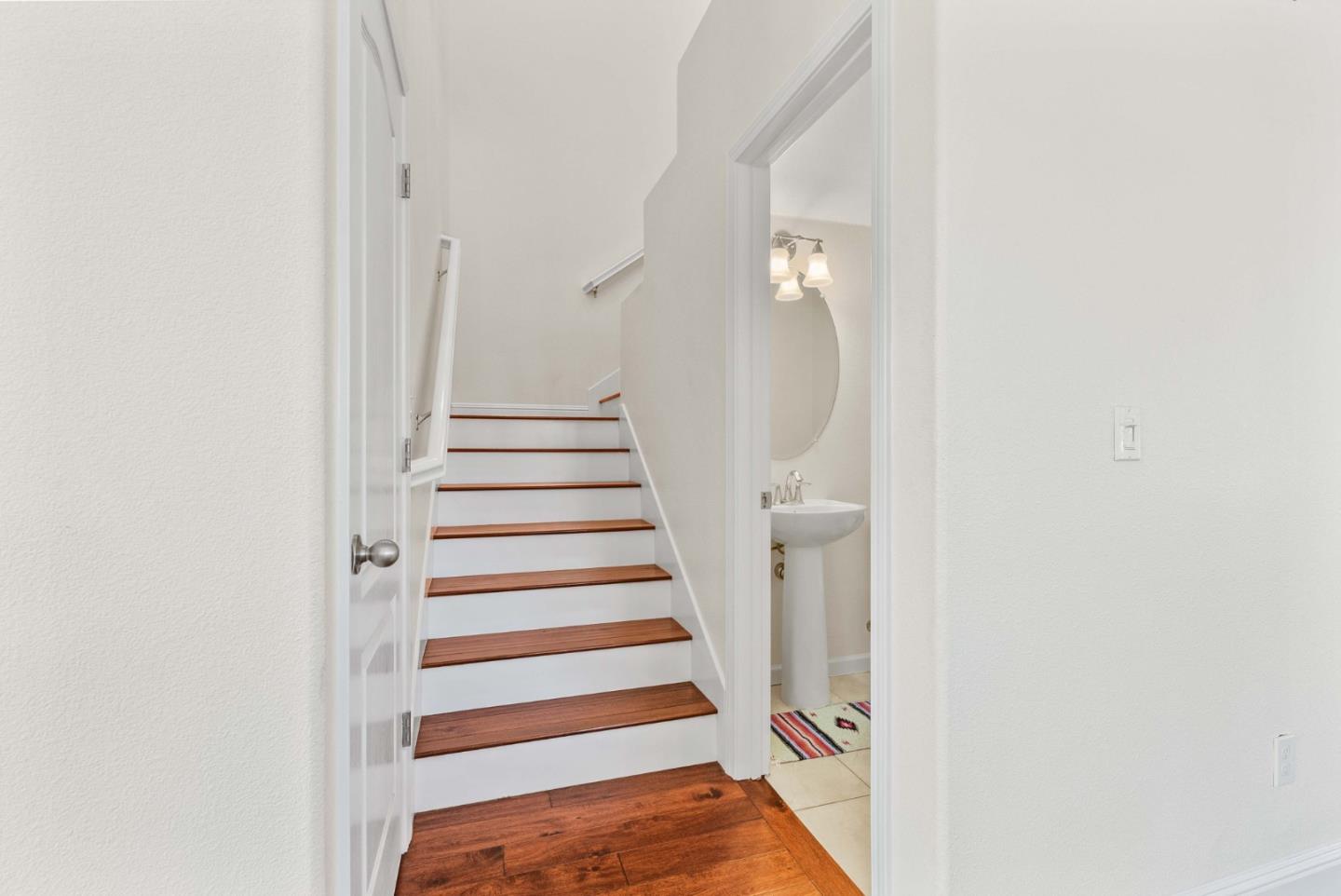 Detail Gallery Image 54 of 72 For 1031 Harbor Ct, Hollister,  CA 95023 - 4 Beds | 2/1 Baths