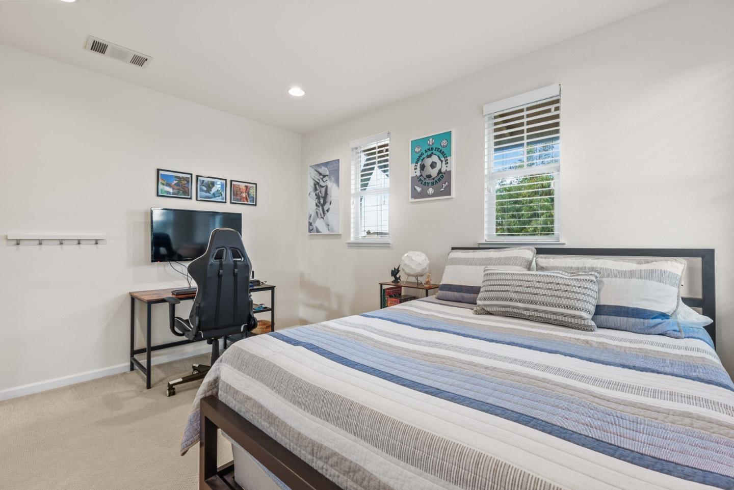 Detail Gallery Image 60 of 72 For 1031 Harbor Ct, Hollister,  CA 95023 - 4 Beds | 2/1 Baths
