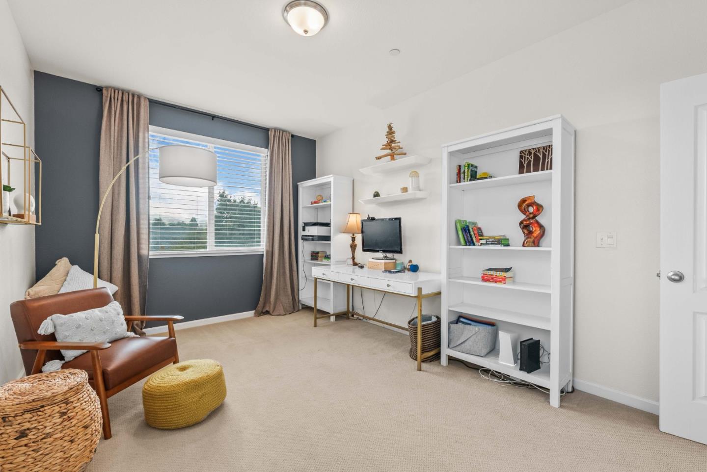Detail Gallery Image 62 of 72 For 1031 Harbor Ct, Hollister,  CA 95023 - 4 Beds | 2/1 Baths