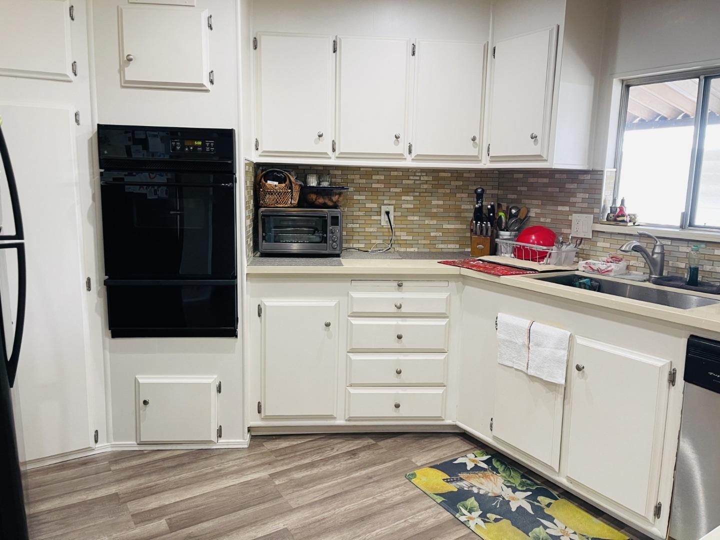 Detail Gallery Image 12 of 14 For 484 Millpond #484,  San Jose,  CA 95125 - 2 Beds | 2 Baths