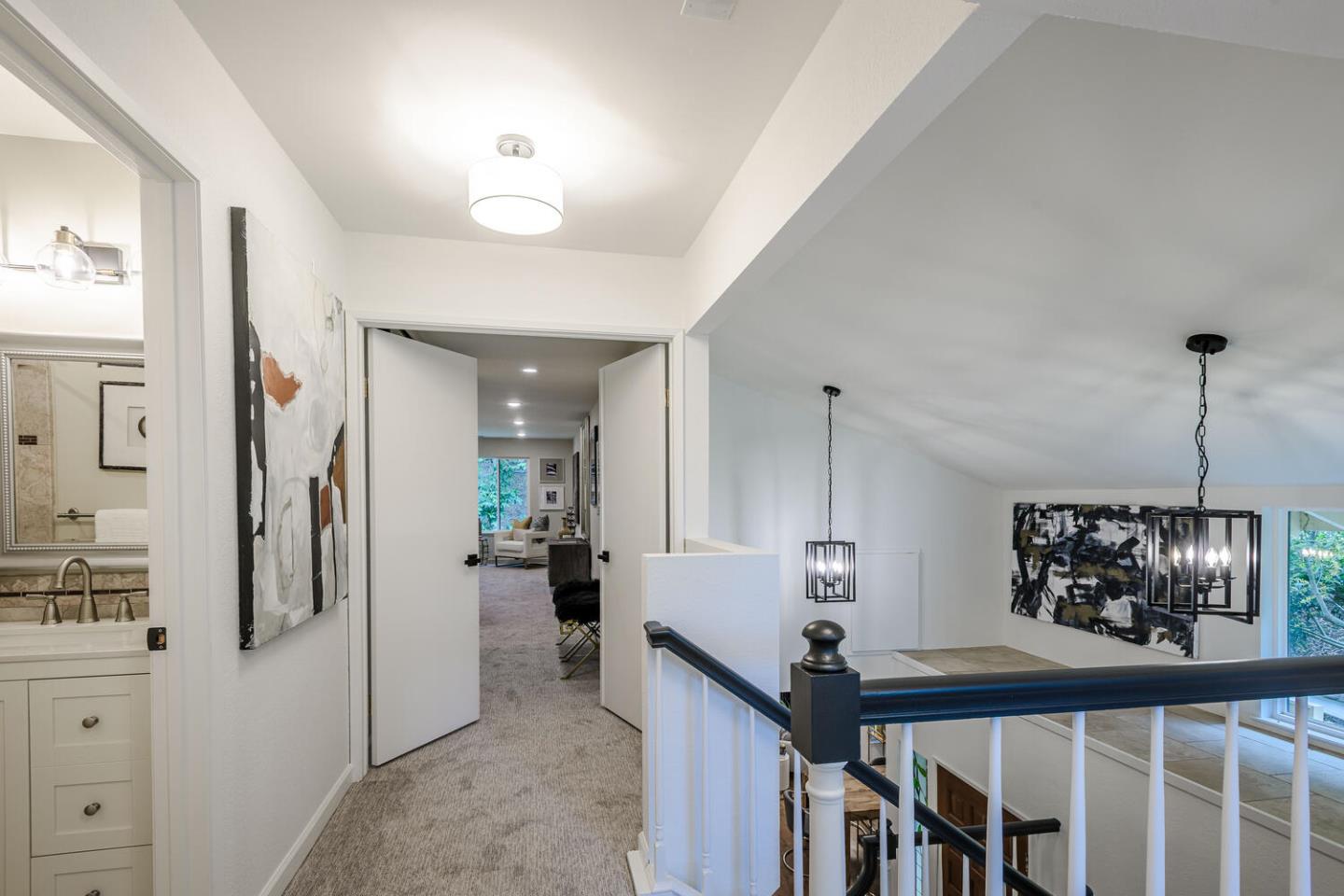 Detail Gallery Image 16 of 34 For 1 Buttercup Ln, San Carlos,  CA 94070 - 3 Beds | 2/1 Baths
