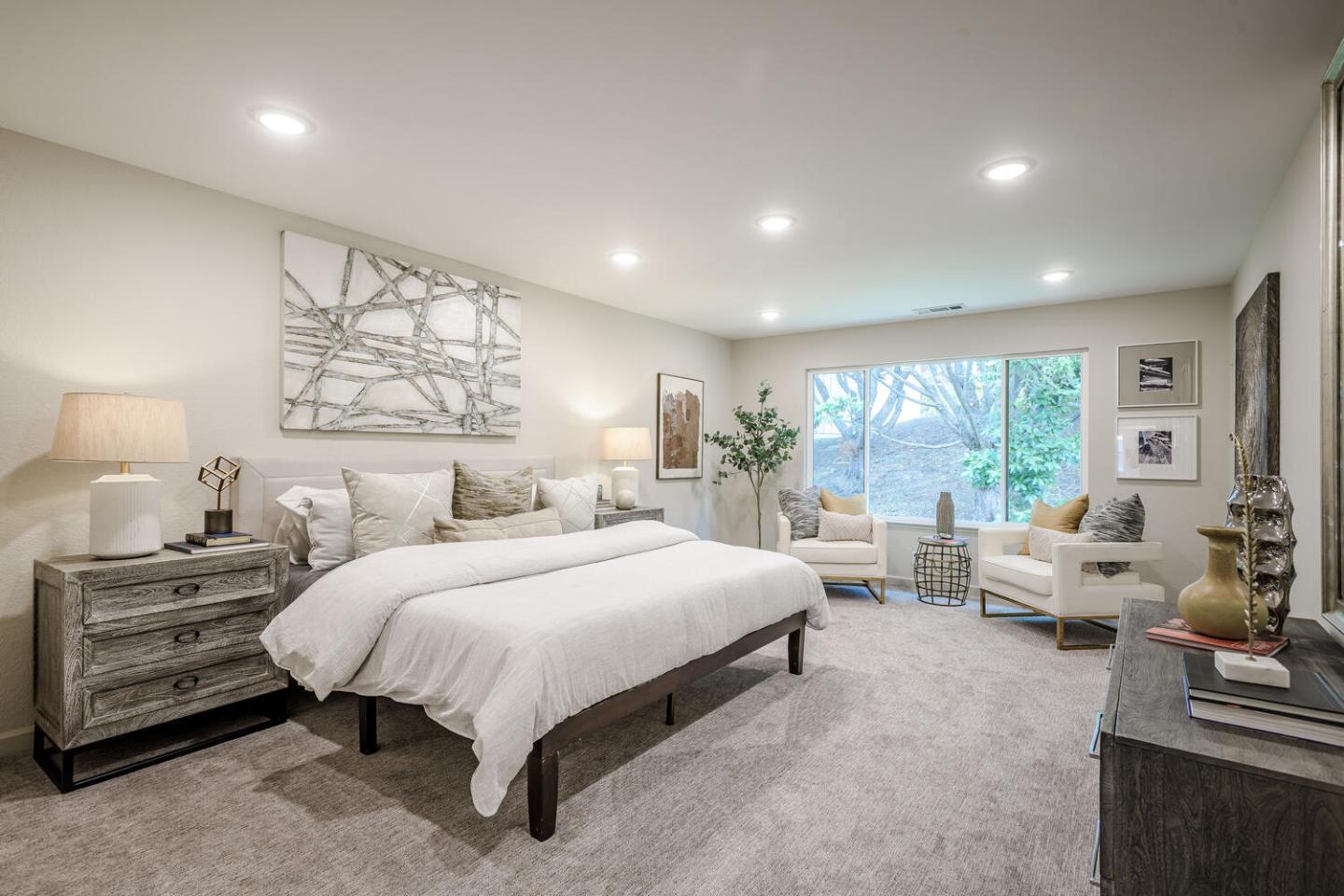 Detail Gallery Image 17 of 34 For 1 Buttercup Ln, San Carlos,  CA 94070 - 3 Beds | 2/1 Baths