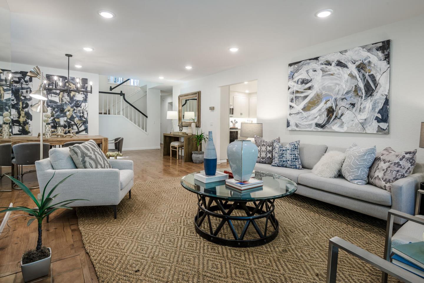 Detail Gallery Image 6 of 34 For 1 Buttercup Ln, San Carlos,  CA 94070 - 3 Beds | 2/1 Baths