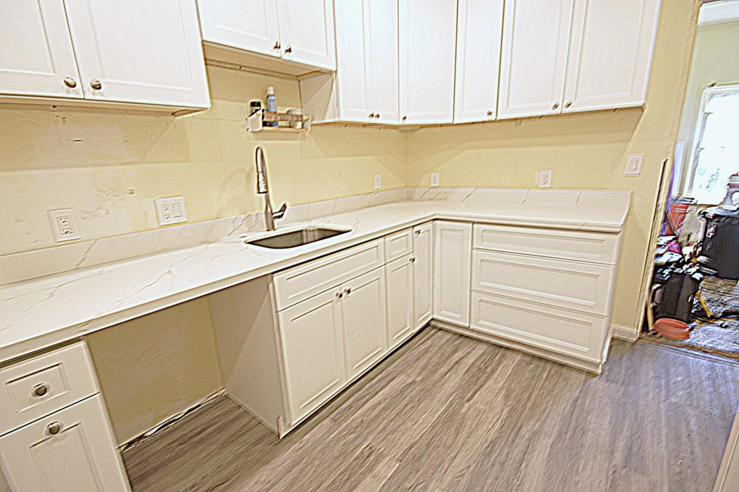 Detail Gallery Image 6 of 8 For 3265 Nichol Ave, Oakland,  CA 94602 - 3 Beds | 2 Baths