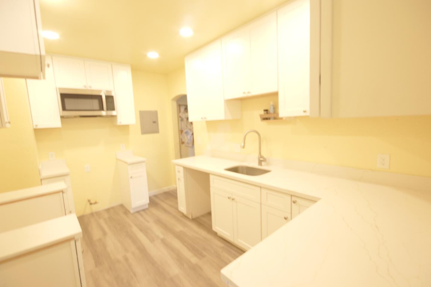 Detail Gallery Image 8 of 8 For 3265 Nichol Ave, Oakland,  CA 94602 - 3 Beds | 2 Baths