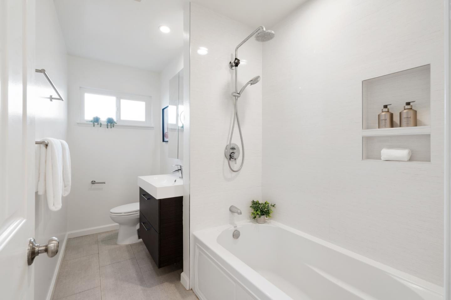 Detail Gallery Image 33 of 47 For 5745 Harder St, San Jose,  CA 95129 - 5 Beds | 3 Baths