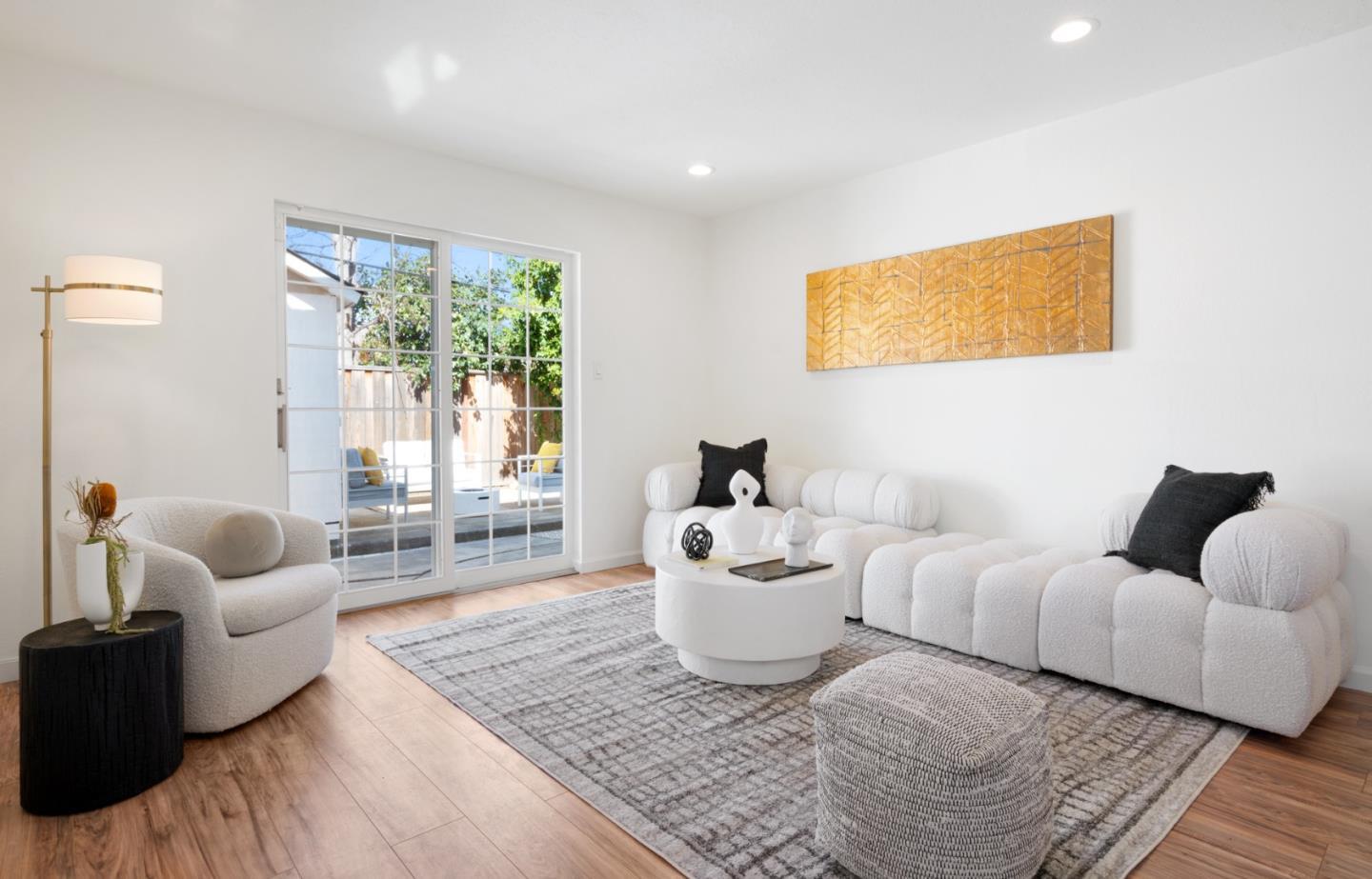 Detail Gallery Image 9 of 47 For 5745 Harder St, San Jose,  CA 95129 - 5 Beds | 3 Baths
