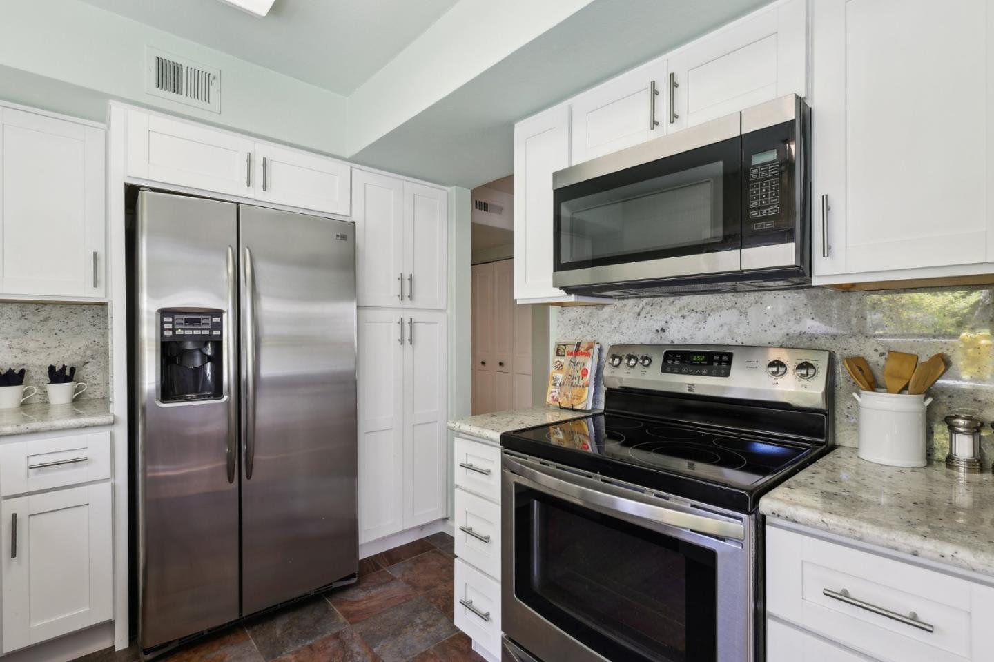 Detail Gallery Image 13 of 42 For 111 Bean Creek Rd #29,  Scotts Valley,  CA 95066 - 2 Beds | 2 Baths