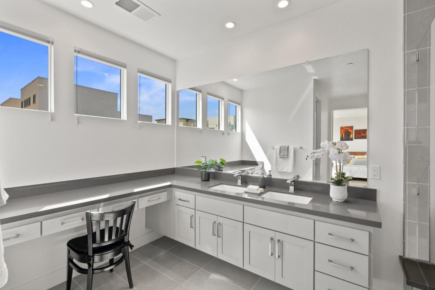 Detail Gallery Image 14 of 36 For 3492 Toomey Pl, Santa Clara,  CA 95051 - 3 Beds | 3/2 Baths