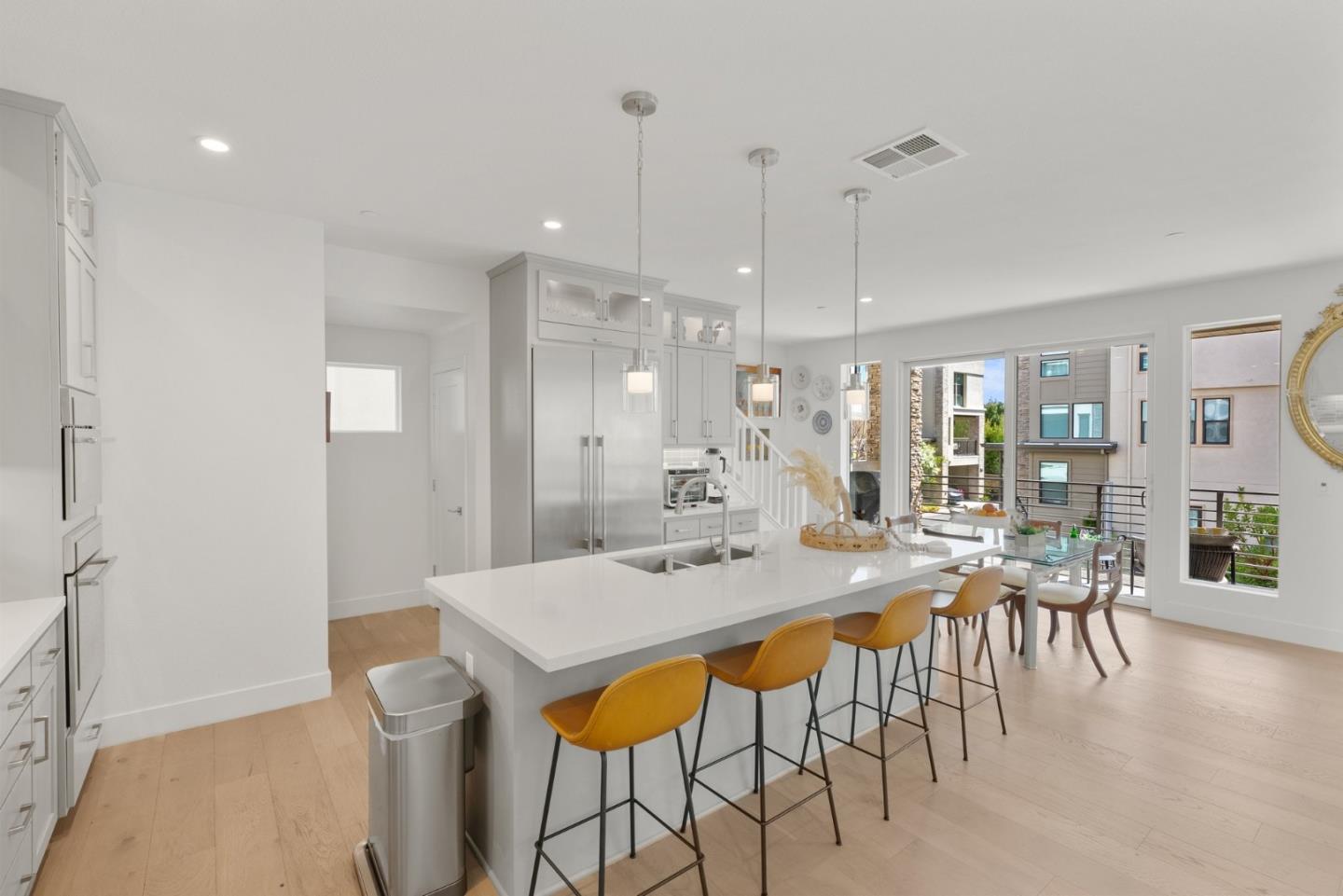 Detail Gallery Image 4 of 36 For 3492 Toomey Pl, Santa Clara,  CA 95051 - 3 Beds | 3/2 Baths