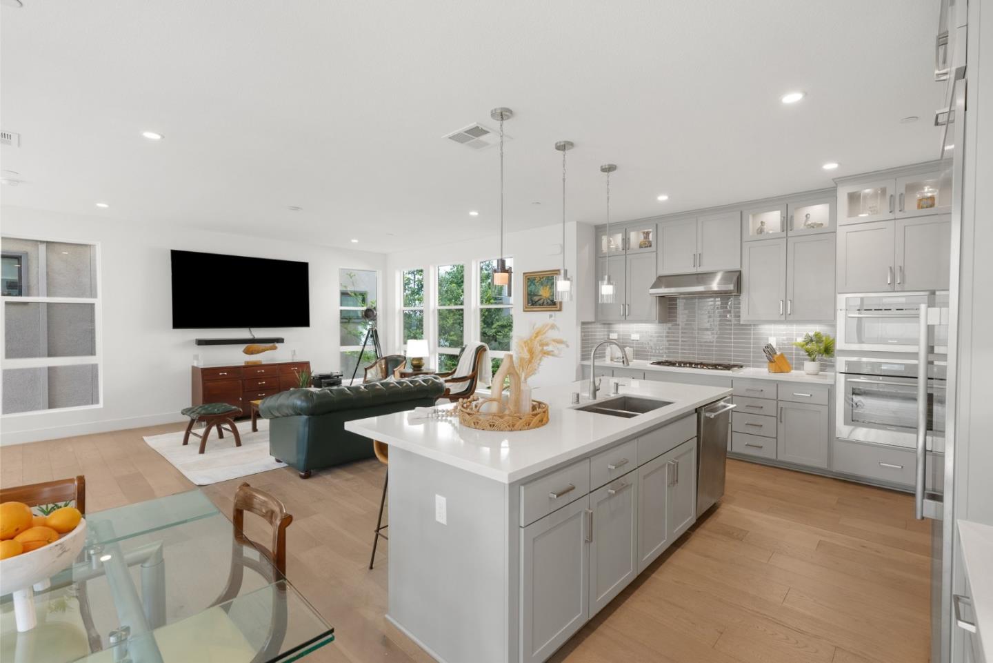 Detail Gallery Image 6 of 36 For 3492 Toomey Pl, Santa Clara,  CA 95051 - 3 Beds | 3/2 Baths