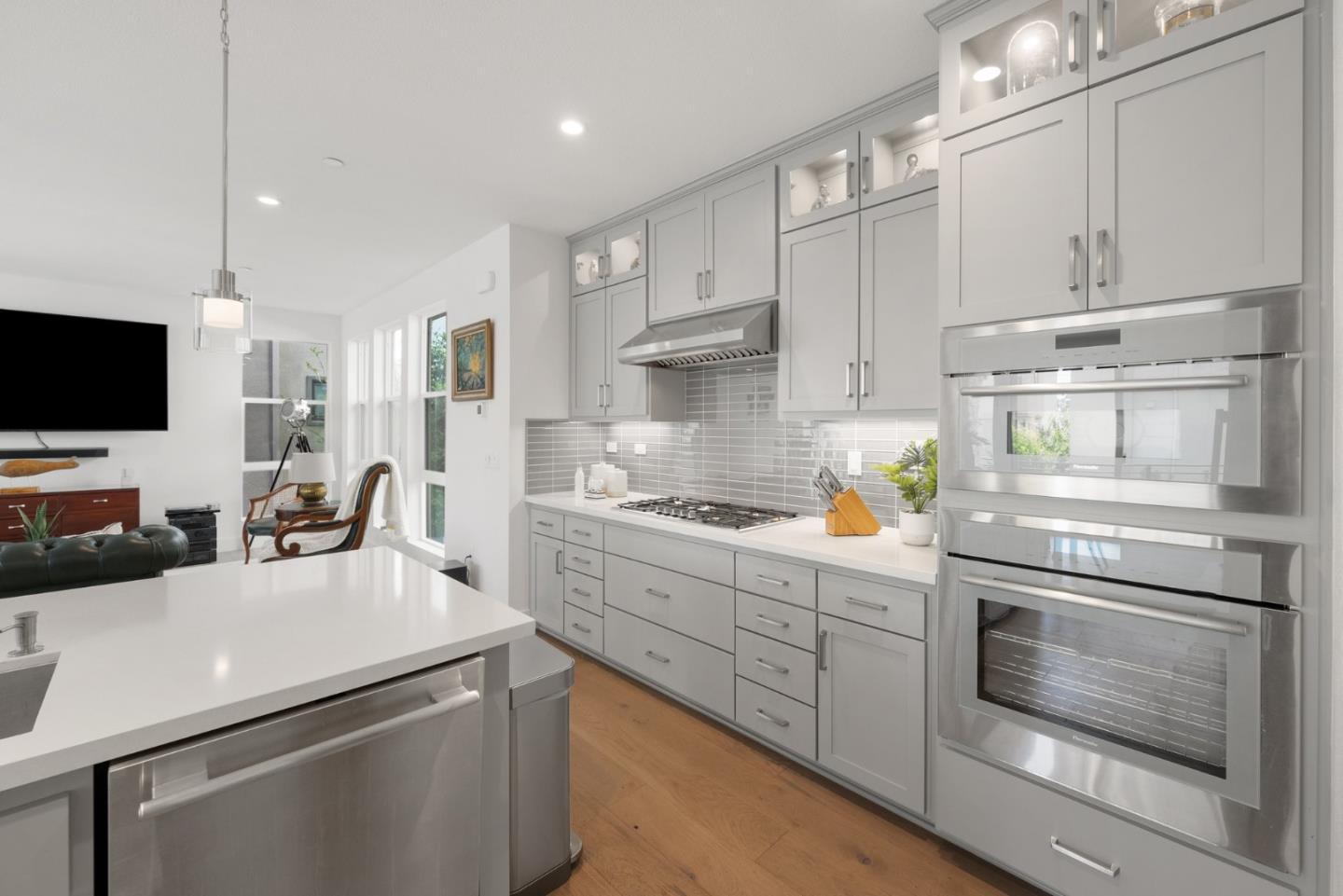Detail Gallery Image 9 of 36 For 3492 Toomey Pl, Santa Clara,  CA 95051 - 3 Beds | 3/2 Baths