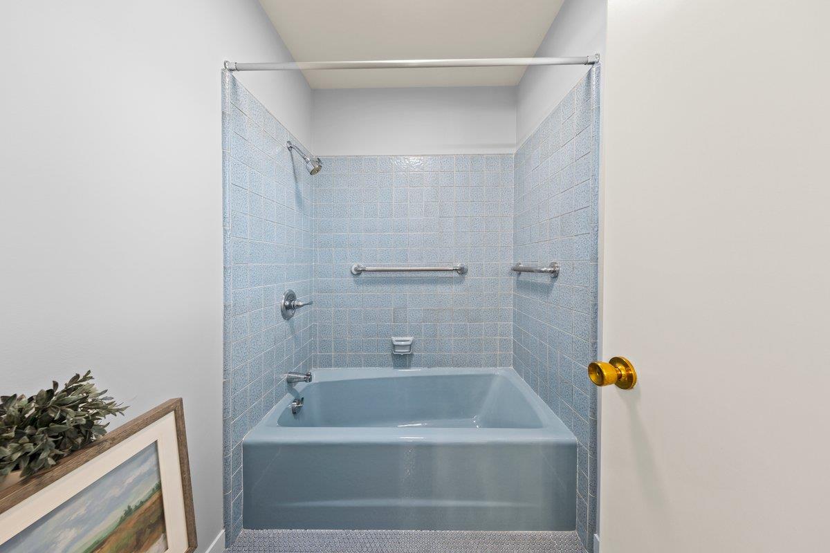 Detail Gallery Image 22 of 55 For 861 Railroad Ave, Half Moon Bay,  CA 94019 - 4 Beds | 2 Baths