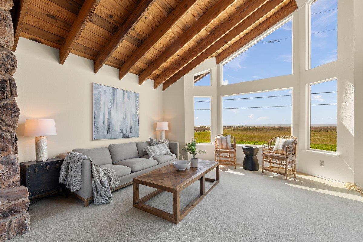 Detail Gallery Image 23 of 55 For 861 Railroad Ave, Half Moon Bay,  CA 94019 - 4 Beds | 2 Baths
