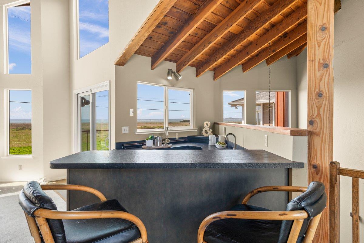 Detail Gallery Image 28 of 55 For 861 Railroad Ave, Half Moon Bay,  CA 94019 - 4 Beds | 2 Baths