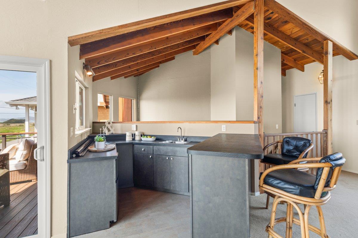 Detail Gallery Image 29 of 55 For 861 Railroad Ave, Half Moon Bay,  CA 94019 - 4 Beds | 2 Baths