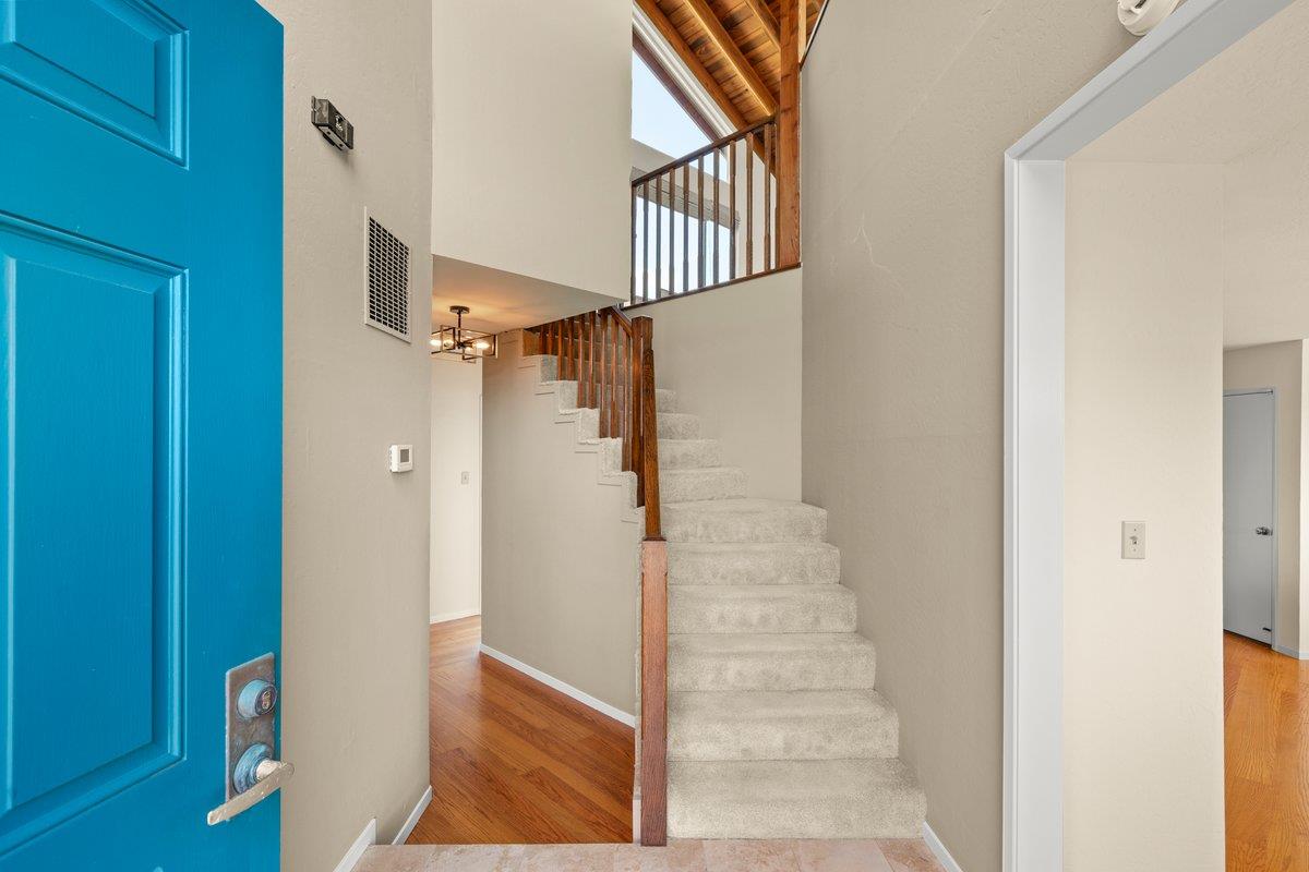 Detail Gallery Image 5 of 55 For 861 Railroad Ave, Half Moon Bay,  CA 94019 - 4 Beds | 2 Baths