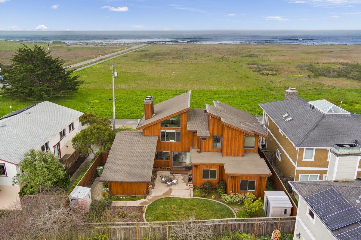 Detail Gallery Image 52 of 55 For 861 Railroad Ave, Half Moon Bay,  CA 94019 - 4 Beds | 2 Baths