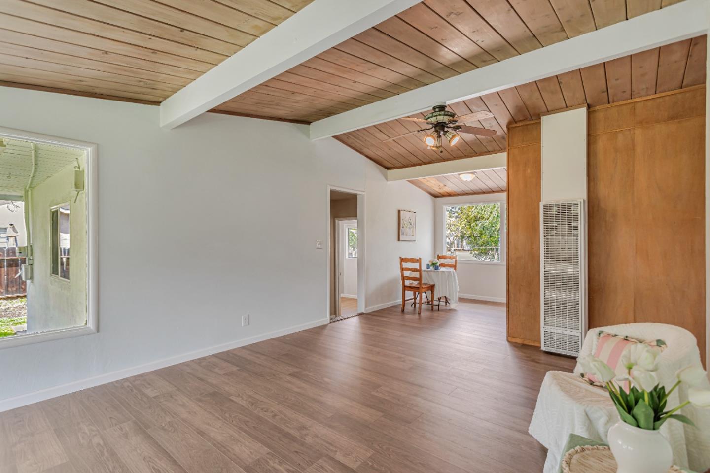 Detail Gallery Image 17 of 30 For 3070 Airline Hwy, Hollister,  CA 95023 - 2 Beds | 1/1 Baths