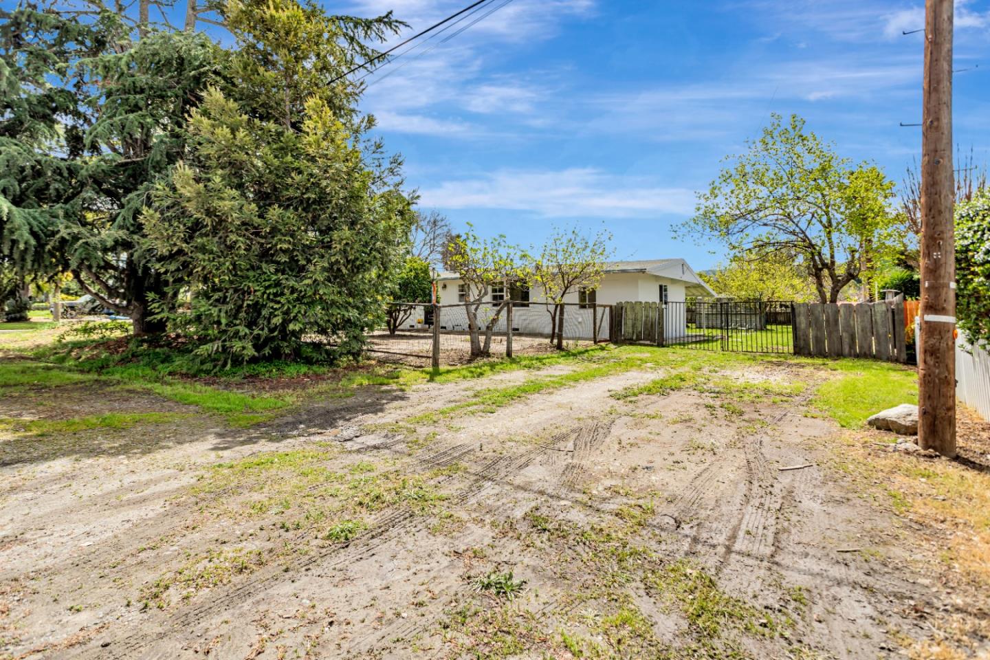 Detail Gallery Image 30 of 30 For 3070 Airline Hwy, Hollister,  CA 95023 - 2 Beds | 1/1 Baths