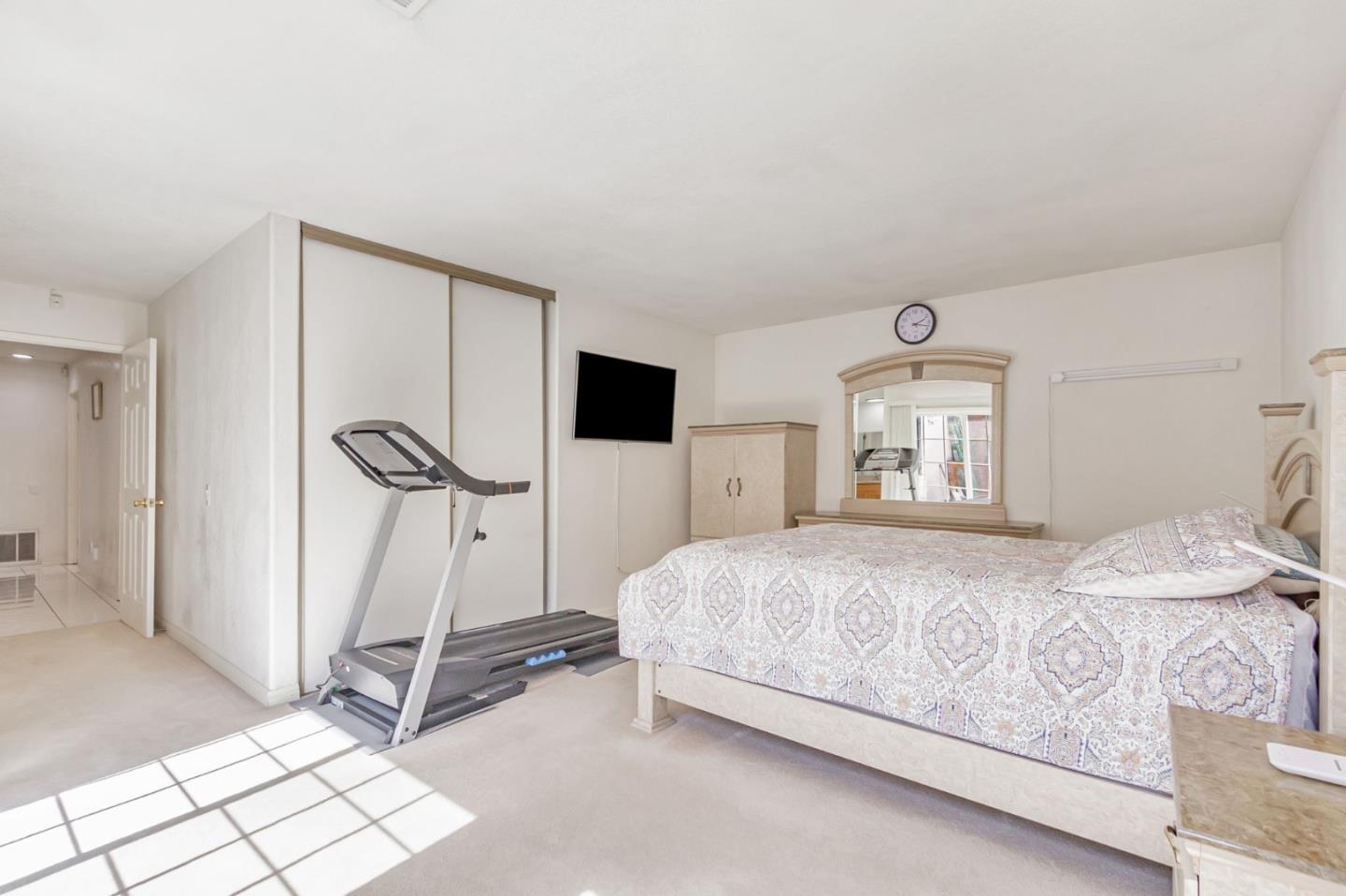 Detail Gallery Image 16 of 20 For 1614 Rossburn Ct, San Jose,  CA 95121 - 4 Beds | 2 Baths