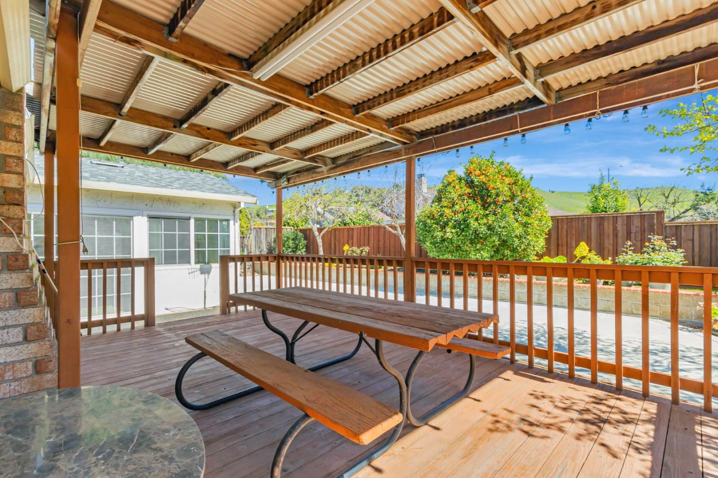 Detail Gallery Image 5 of 20 For 1614 Rossburn Ct, San Jose,  CA 95121 - 4 Beds | 2 Baths