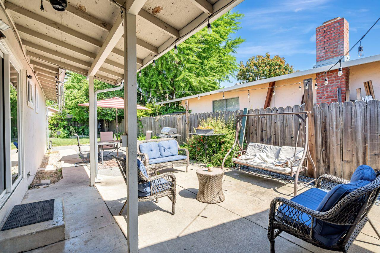Detail Gallery Image 28 of 38 For 546 Menker Ave, San Jose,  CA 95128 - 3 Beds | 2 Baths