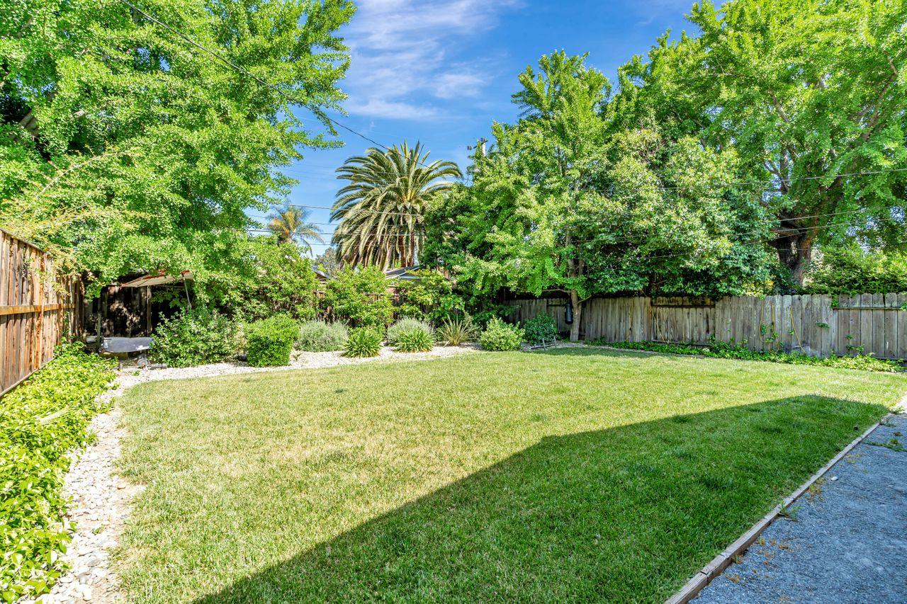 Detail Gallery Image 32 of 38 For 546 Menker Ave, San Jose,  CA 95128 - 3 Beds | 2 Baths