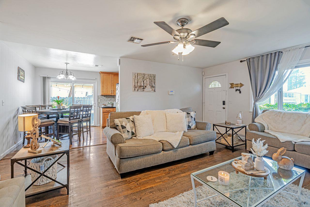 Detail Gallery Image 6 of 38 For 546 Menker Ave, San Jose,  CA 95128 - 3 Beds | 2 Baths