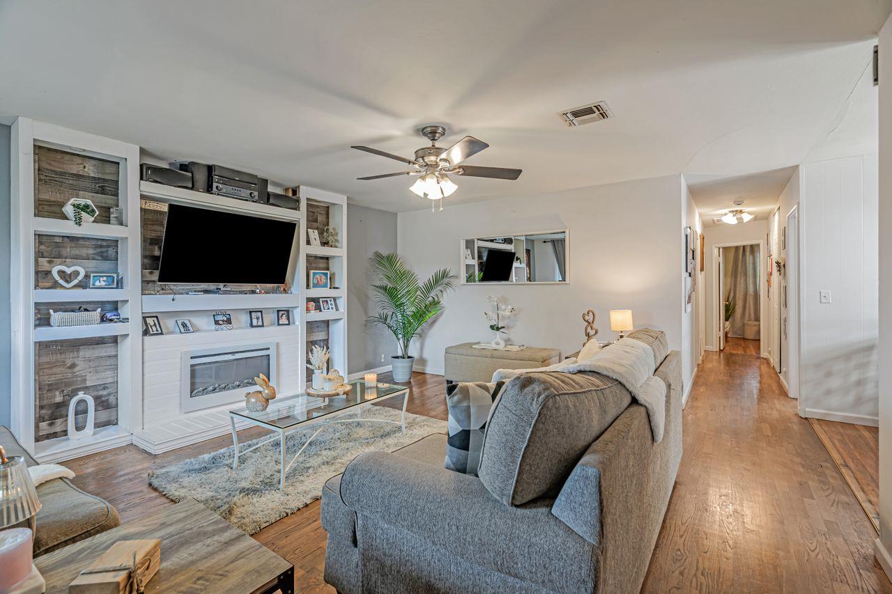 Detail Gallery Image 8 of 38 For 546 Menker Ave, San Jose,  CA 95128 - 3 Beds | 2 Baths