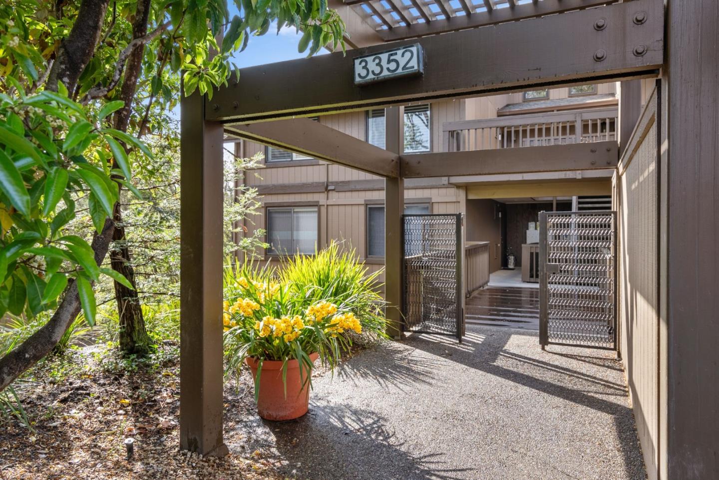 Photo #4: ML82000889 Listing: Photo #4