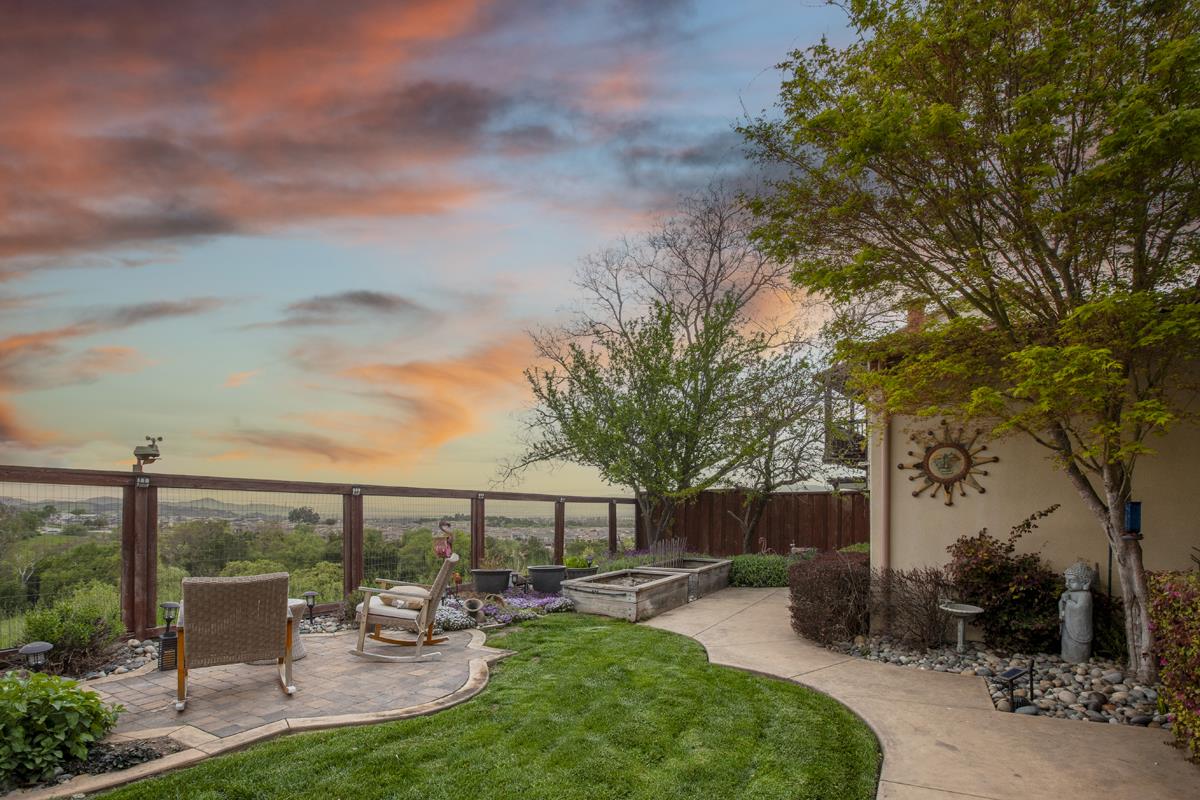 Detail Gallery Image 48 of 54 For 6050 Winged Foot Dr, Gilroy,  CA 95020 - 5 Beds | 3 Baths
