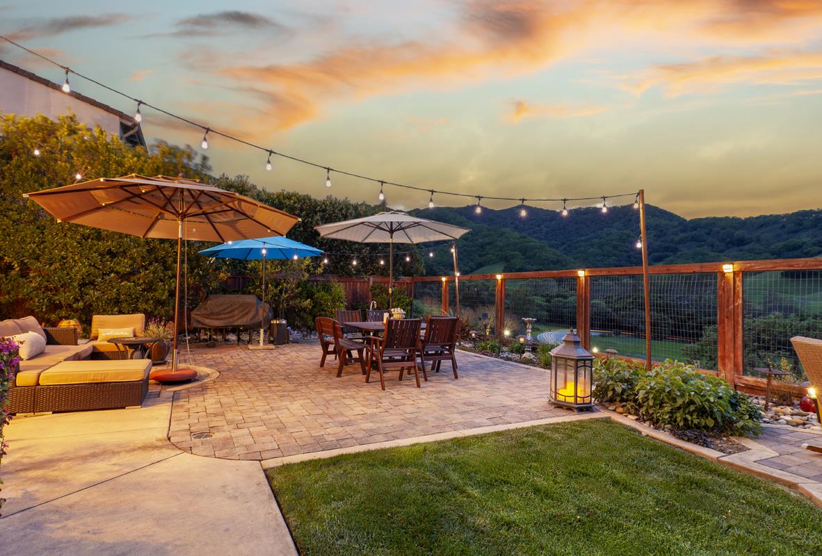 Detail Gallery Image 50 of 54 For 6050 Winged Foot Dr, Gilroy,  CA 95020 - 5 Beds | 3 Baths
