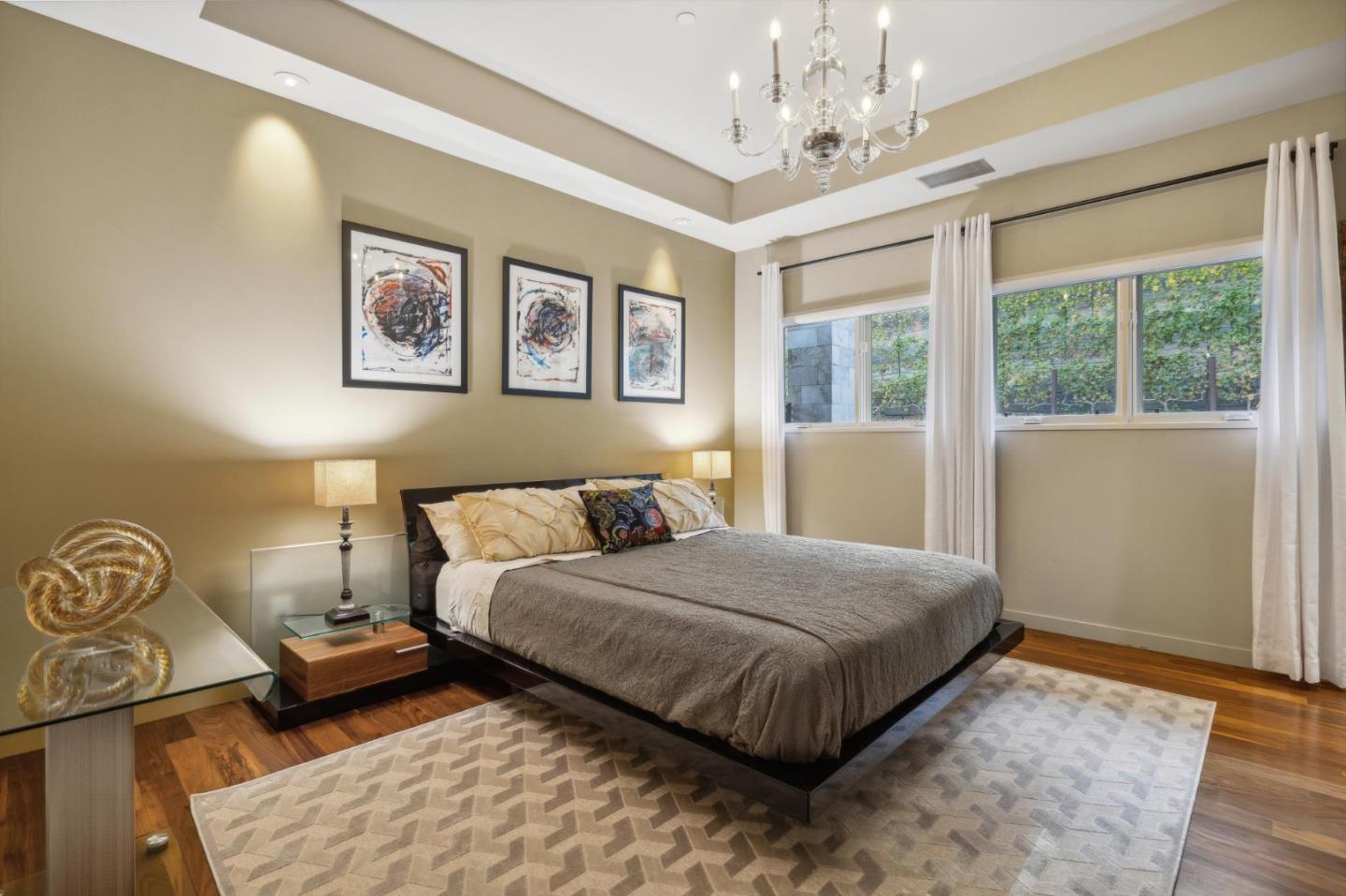Detail Gallery Image 23 of 47 For 25 Oakhill Dr, Woodside,  CA 94062 - 5 Beds | 5/1 Baths