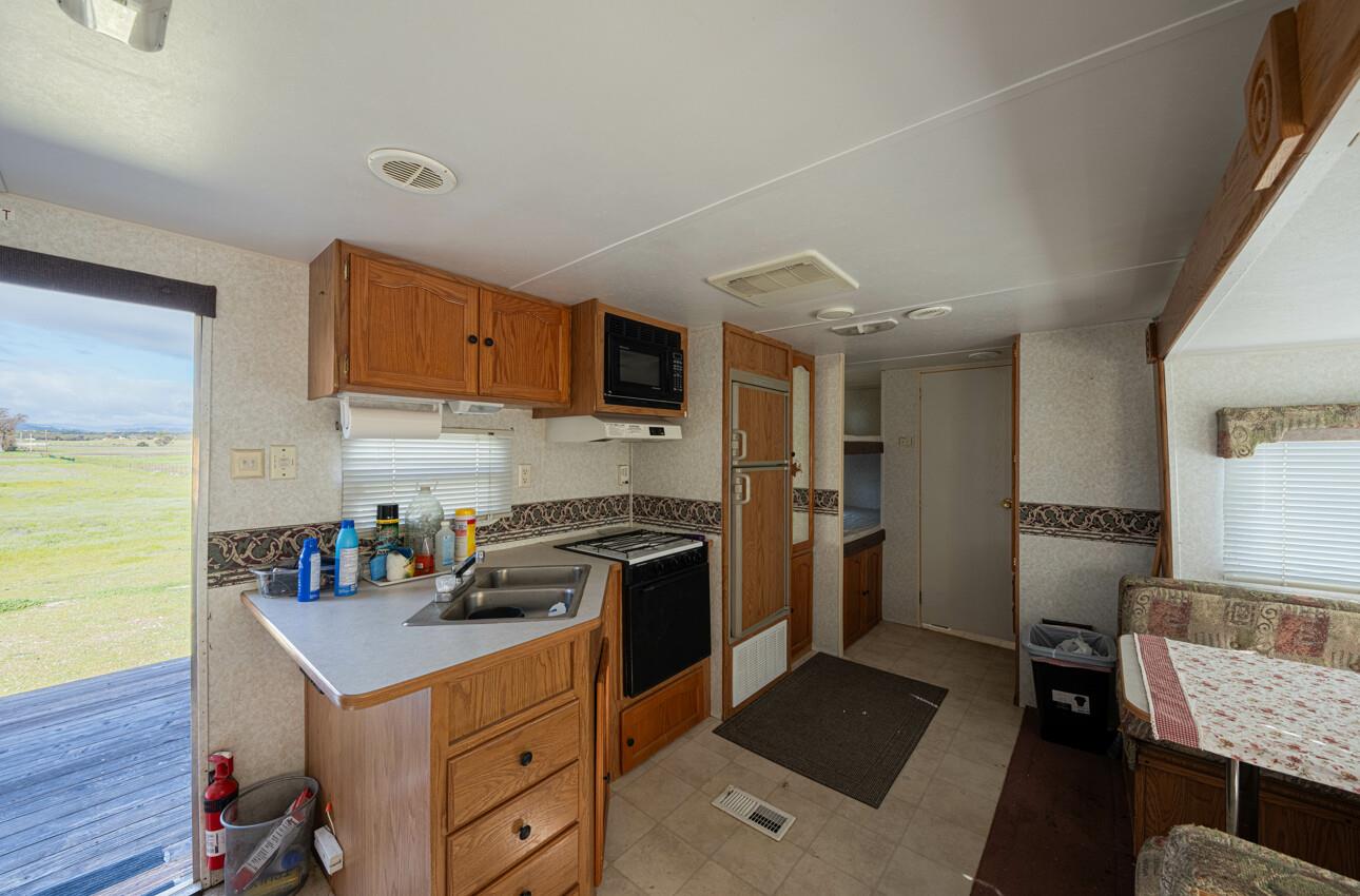 Detail Gallery Image 9 of 26 For 50255 Adobe Pl, Bradley,  CA 93426 - – Beds | – Baths