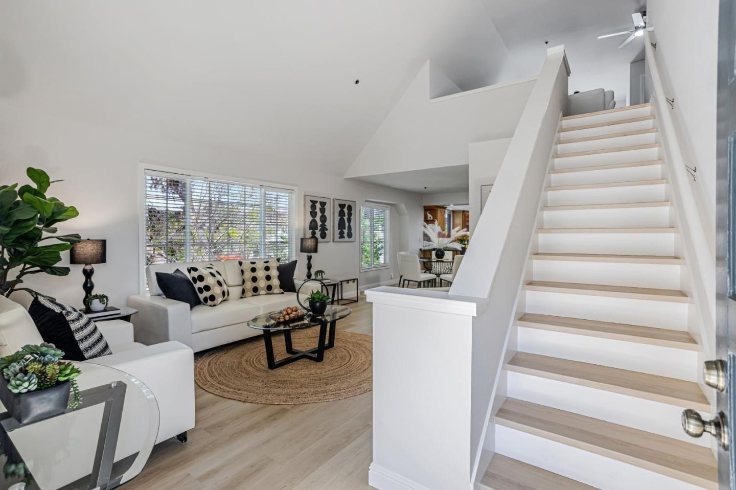 Detail Gallery Image 2 of 43 For 10090 Pasadena Ave #B4,  Cupertino,  CA 95014 - 3 Beds | 3 Baths