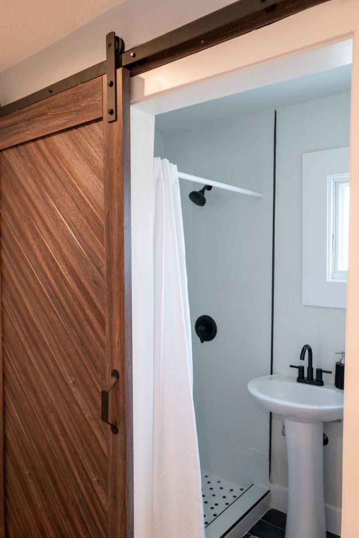 Detail Gallery Image 19 of 26 For 914 Harliss Ave, San Jose,  CA 95110 - 2 Beds | 2 Baths