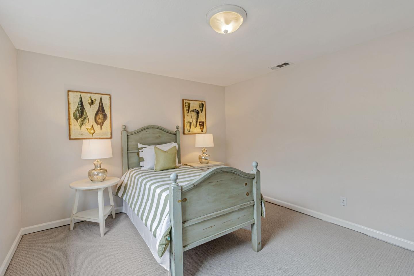 Detail Gallery Image 36 of 86 For 3350 Page St, Redwood City,  CA 94063 - 4 Beds | 4 Baths