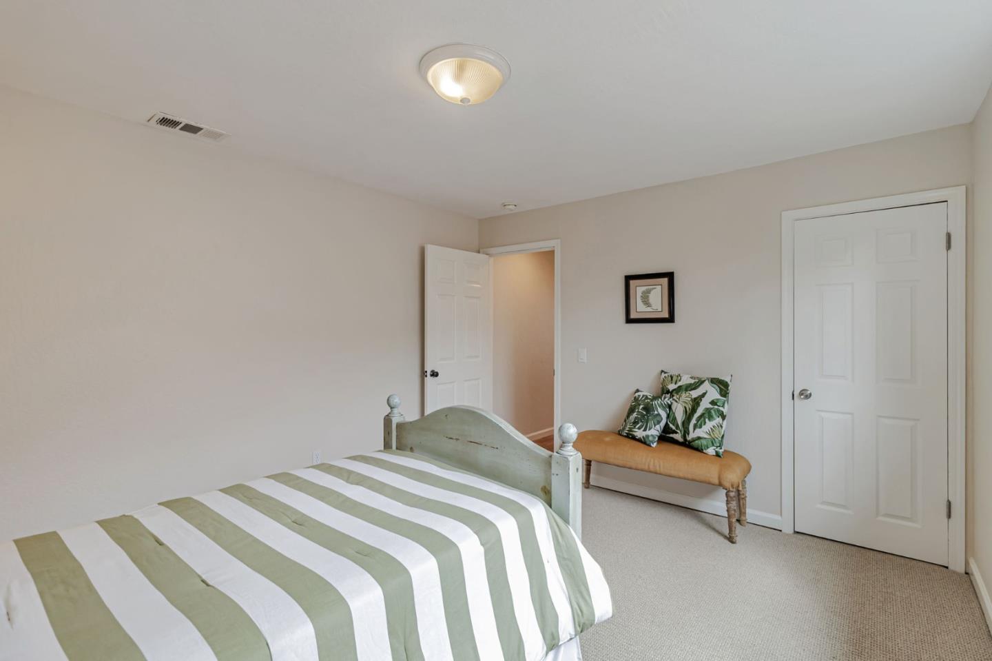 Detail Gallery Image 38 of 86 For 3350 Page St, Redwood City,  CA 94063 - 4 Beds | 4 Baths