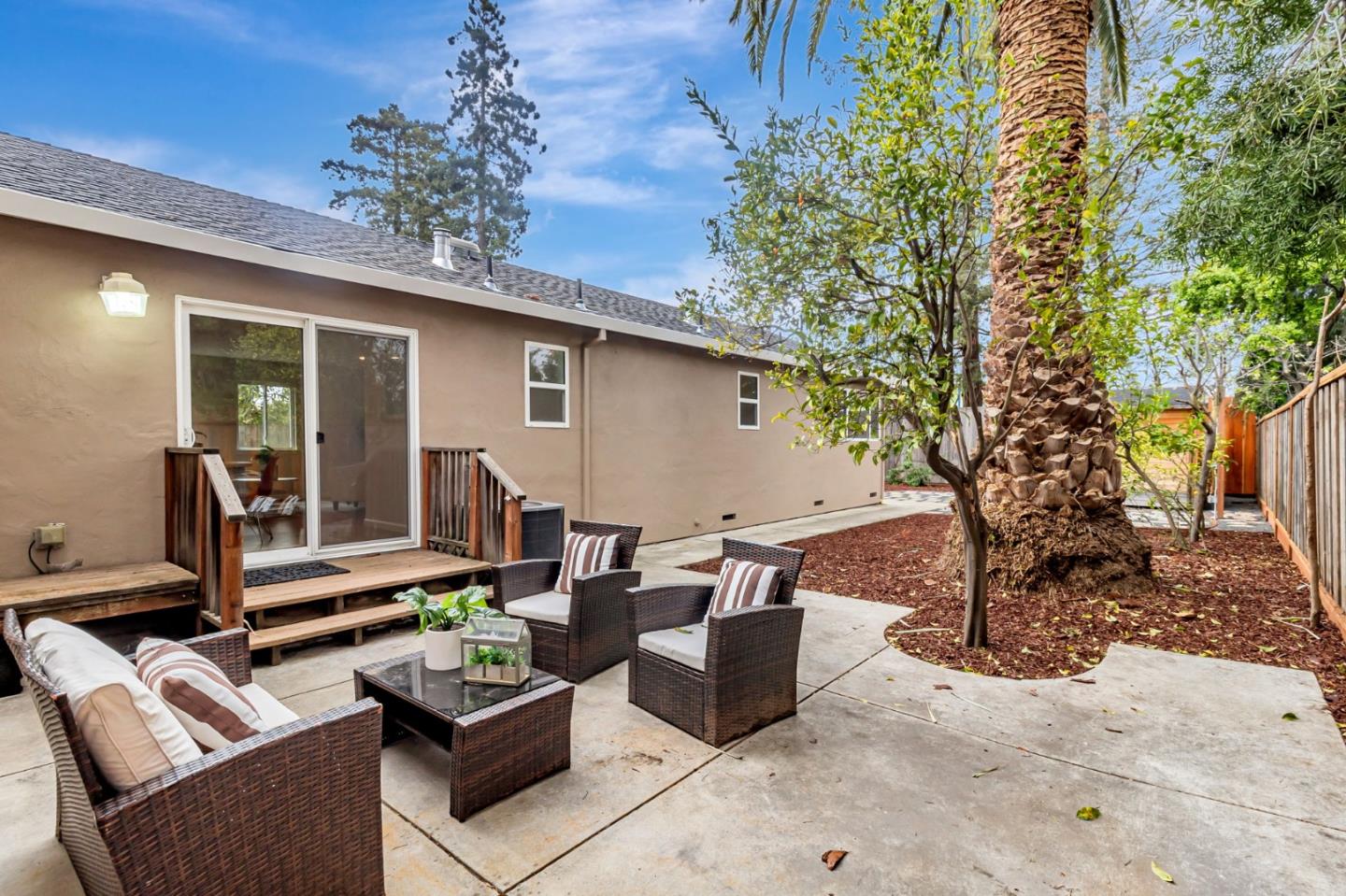 Detail Gallery Image 62 of 86 For 3350 Page St, Redwood City,  CA 94063 - 4 Beds | 4 Baths